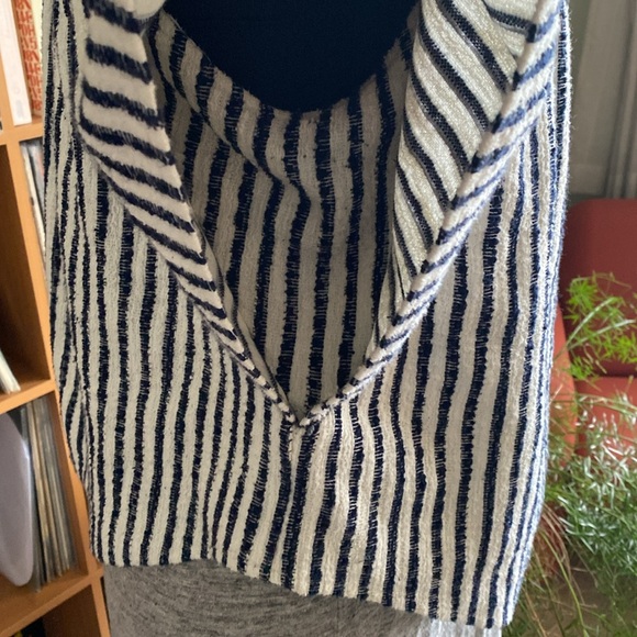 Madewell stripe top w/ curved hem - Picture 4 of 9